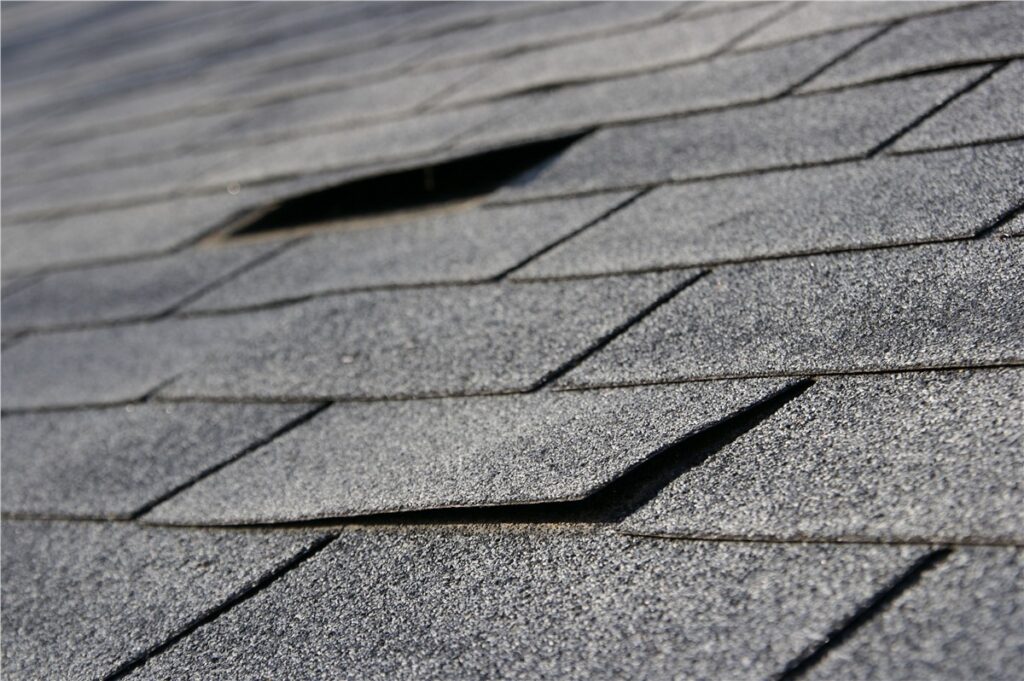 Procedure for an Evaluation of Wind Damage to Shingles